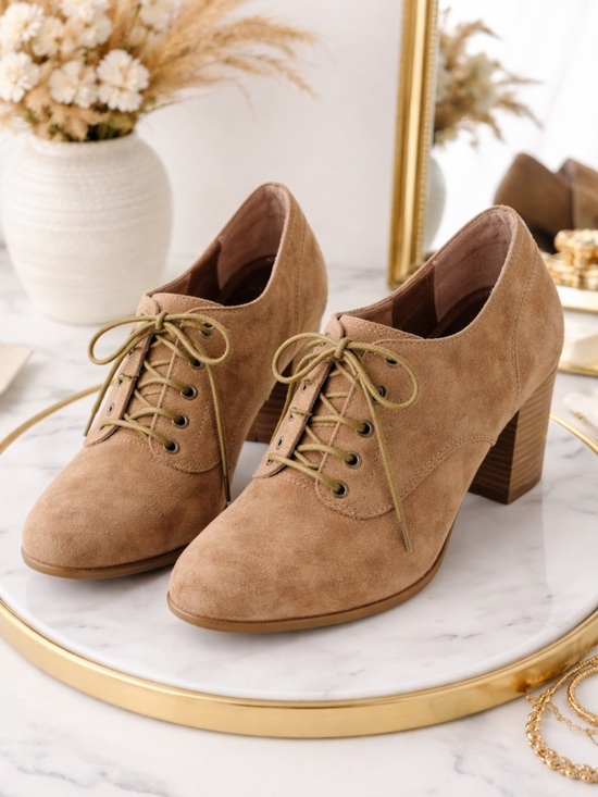 Sofft Shoes - Woman’s Soft Shoes Suede Tan Lace-Up Shoes – Size 11
